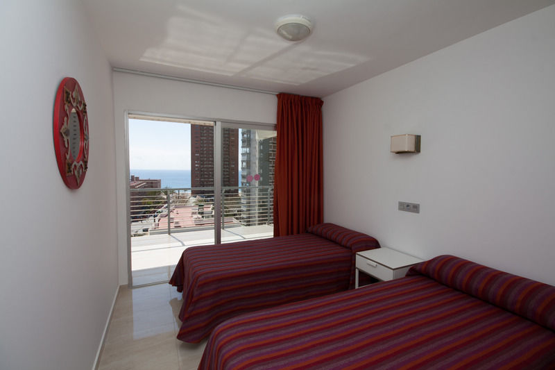 Apartamentos Niza Benidorm Bagian luar foto